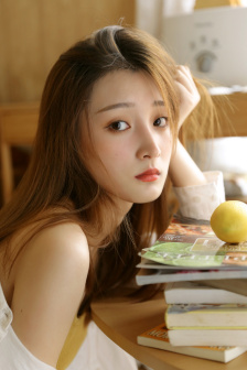 坐学长身上动